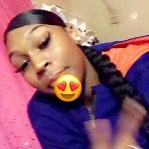 Meet your Posher, Layla